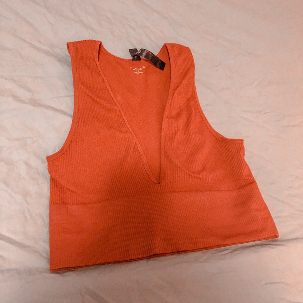 URBAN OUTFITTERS TOP